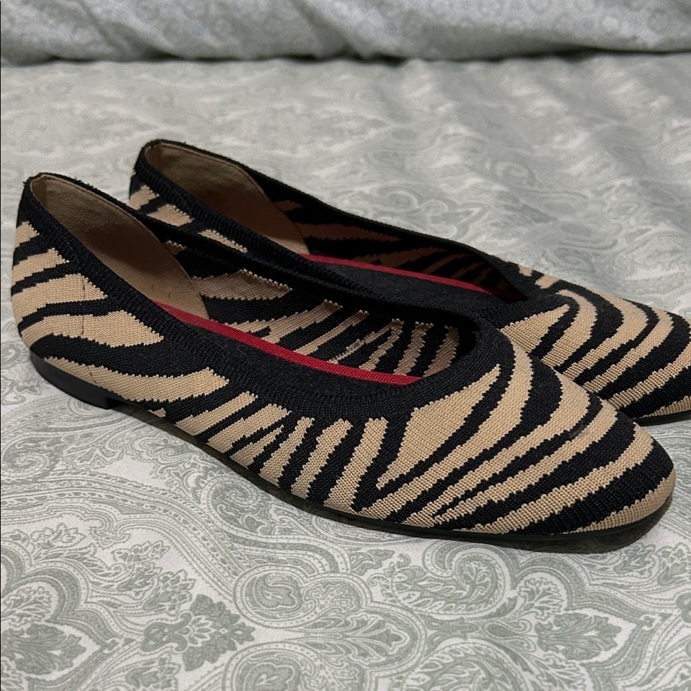 ANTONIO MELANI Black and Tan Zebra Flats